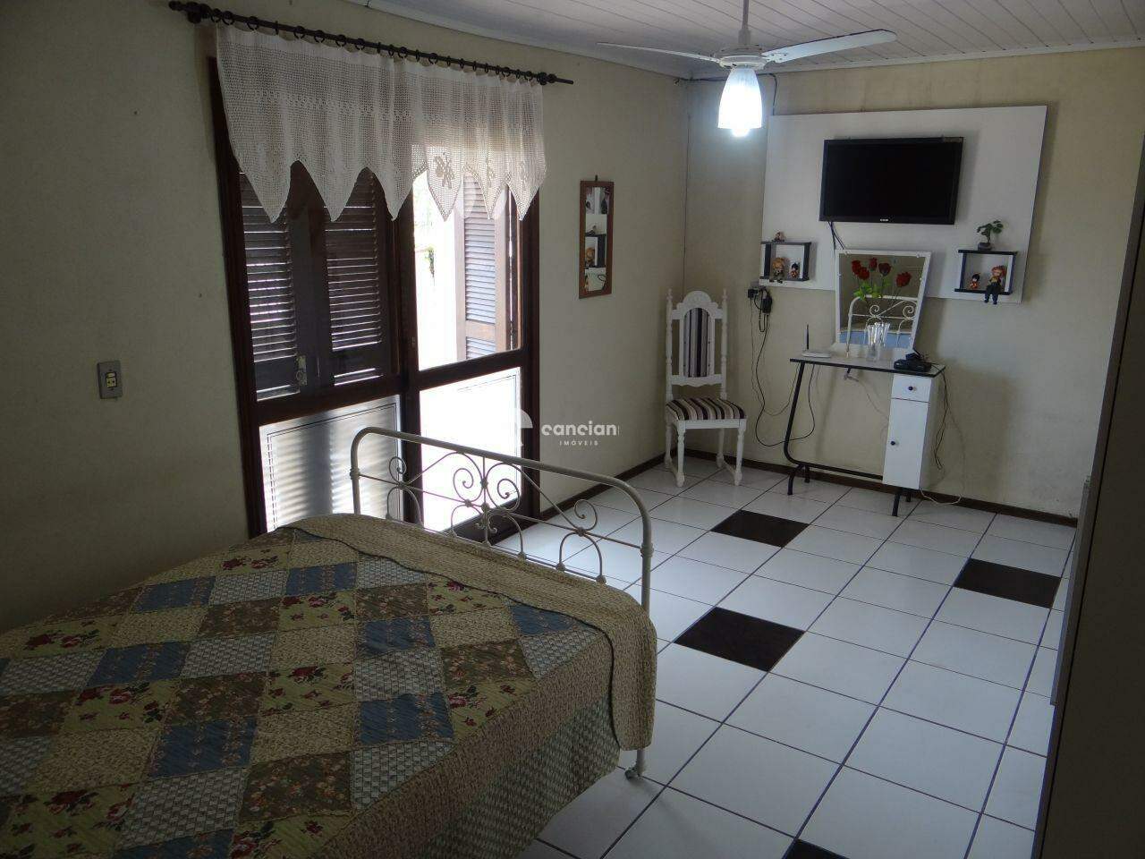 Casa à venda no São João: 