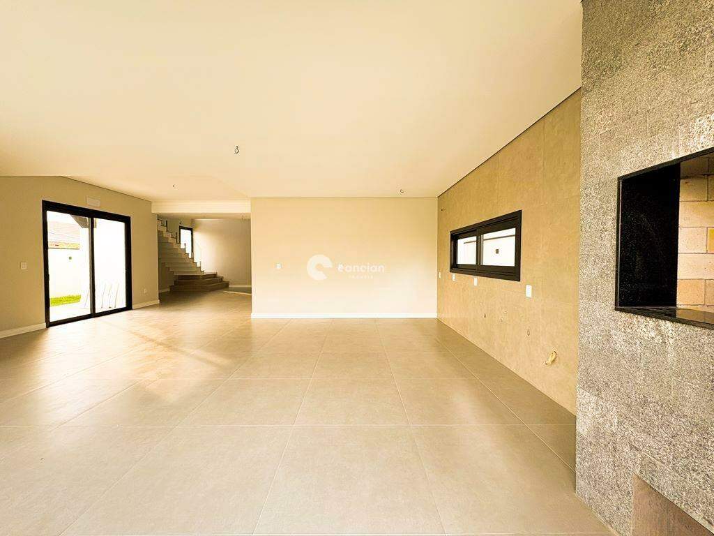 Casa à venda no Camobi: 