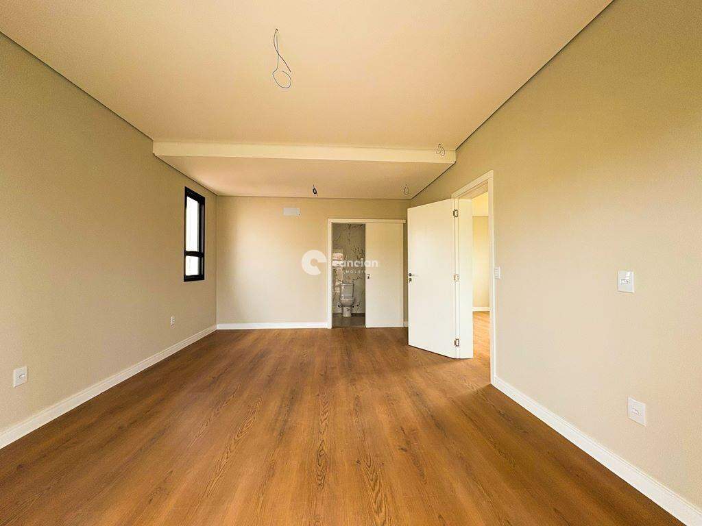 Casa à venda no Camobi: 