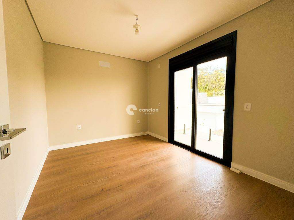 Casa à venda no Camobi: 