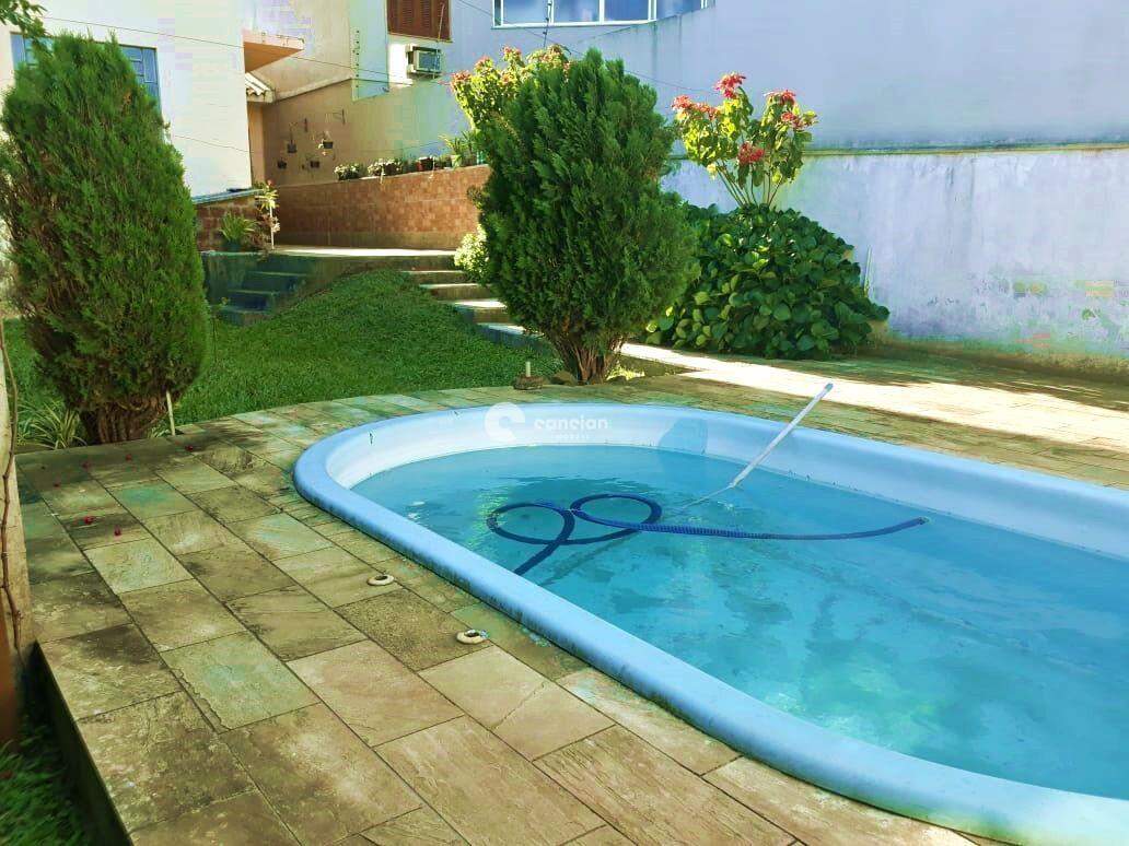 Casa à venda no Camobi: 