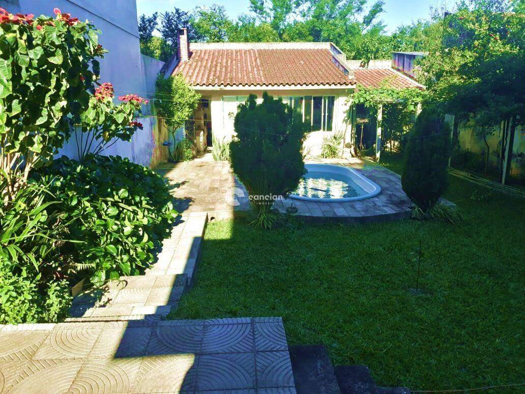 Casa à venda no Camobi: 