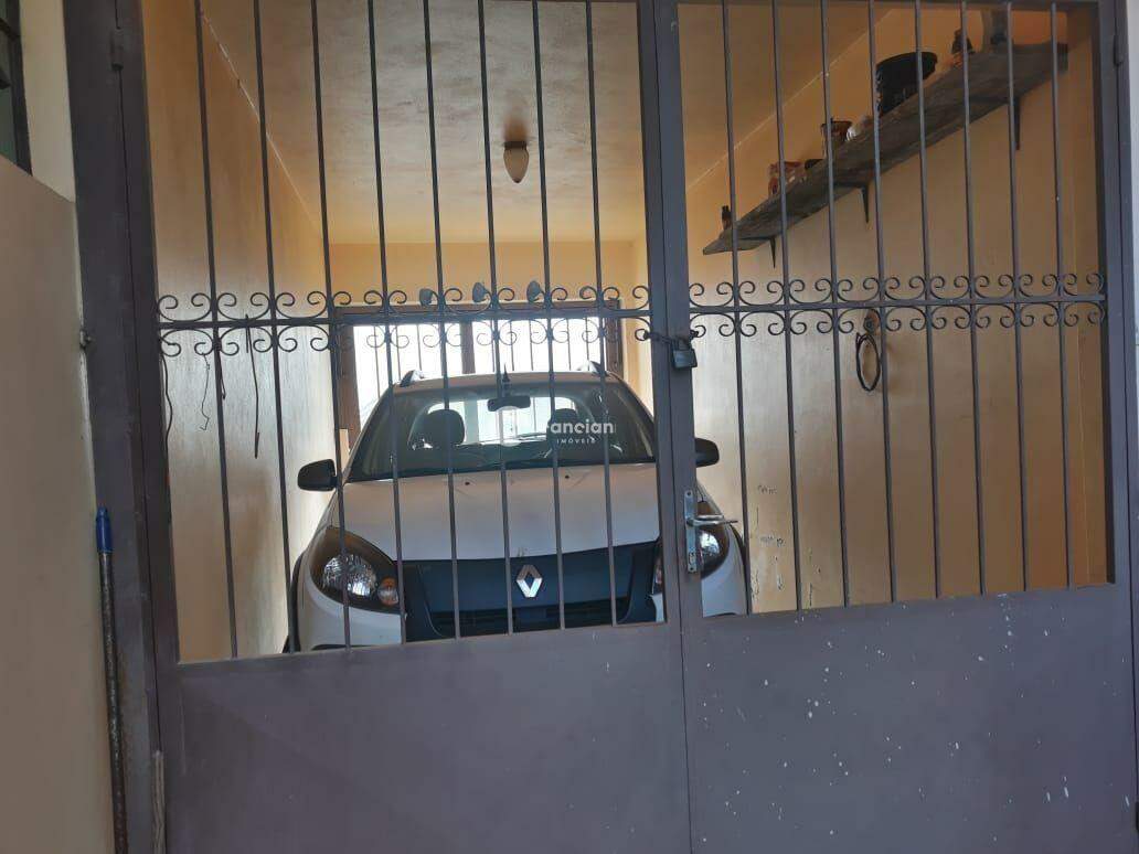 Casa à venda no Camobi: 