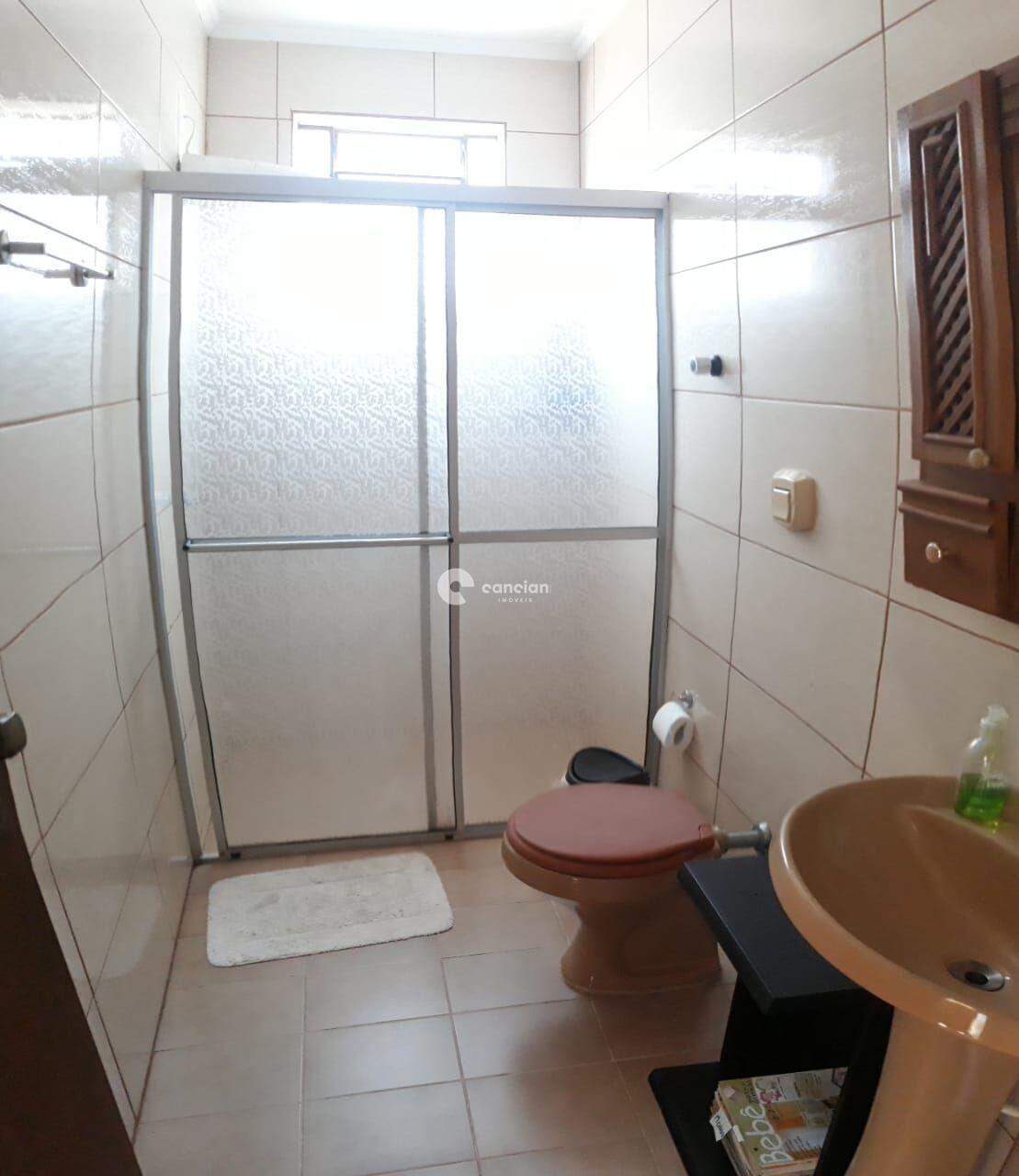 Casa à venda no Camobi: 