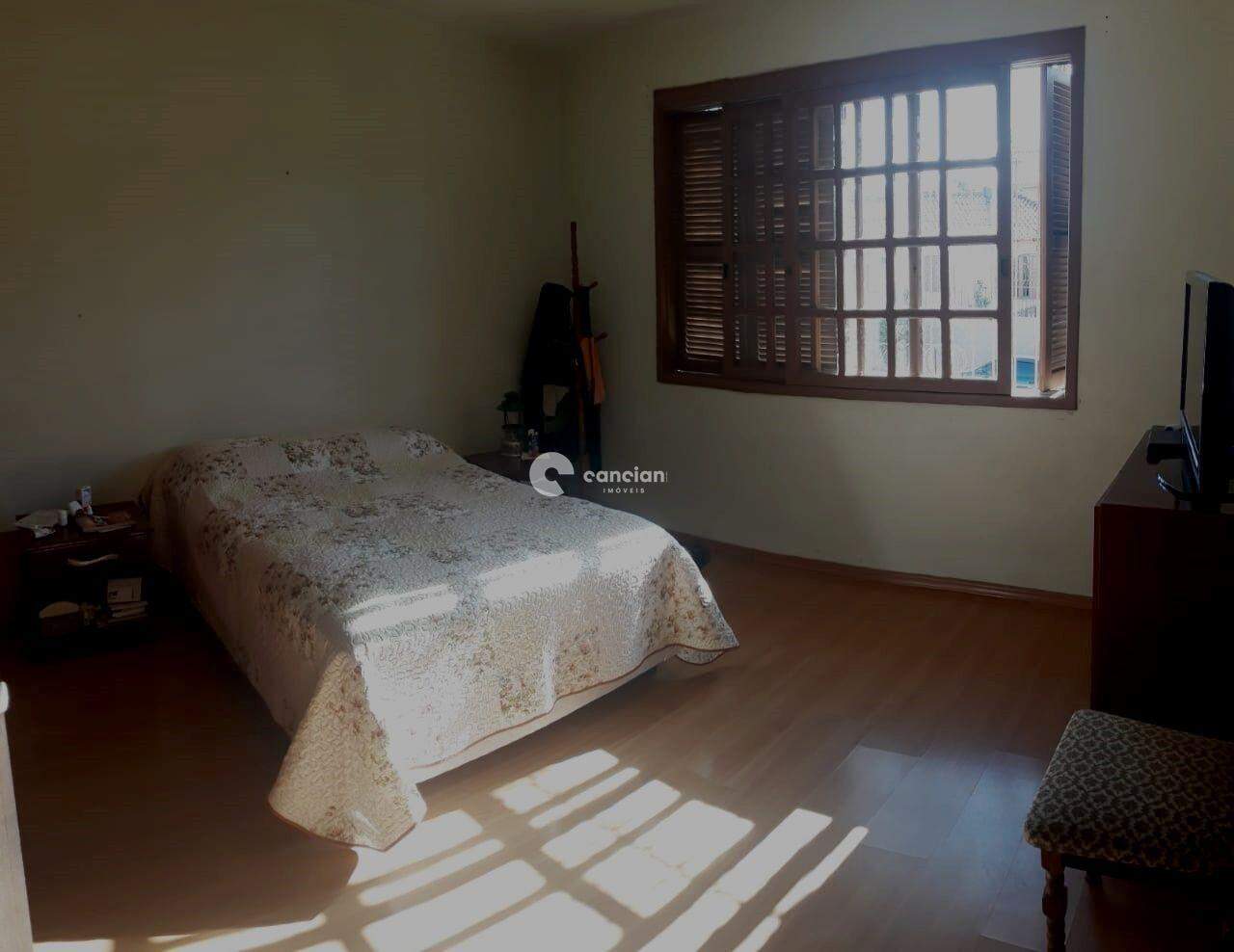 Casa à venda no Camobi: 
