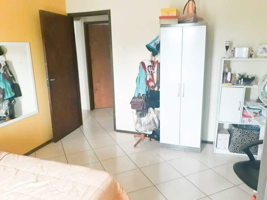 Casa à venda no Salgado Filho: 