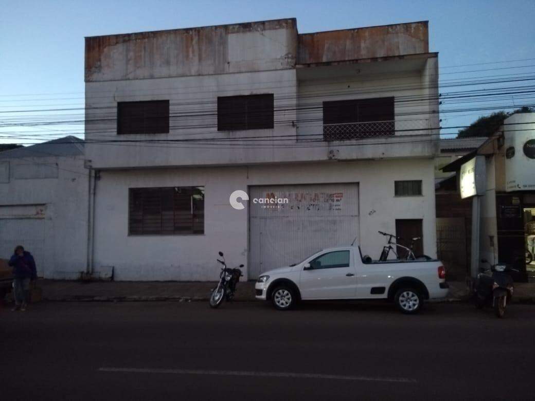 Pavilhão à venda no Centro: 