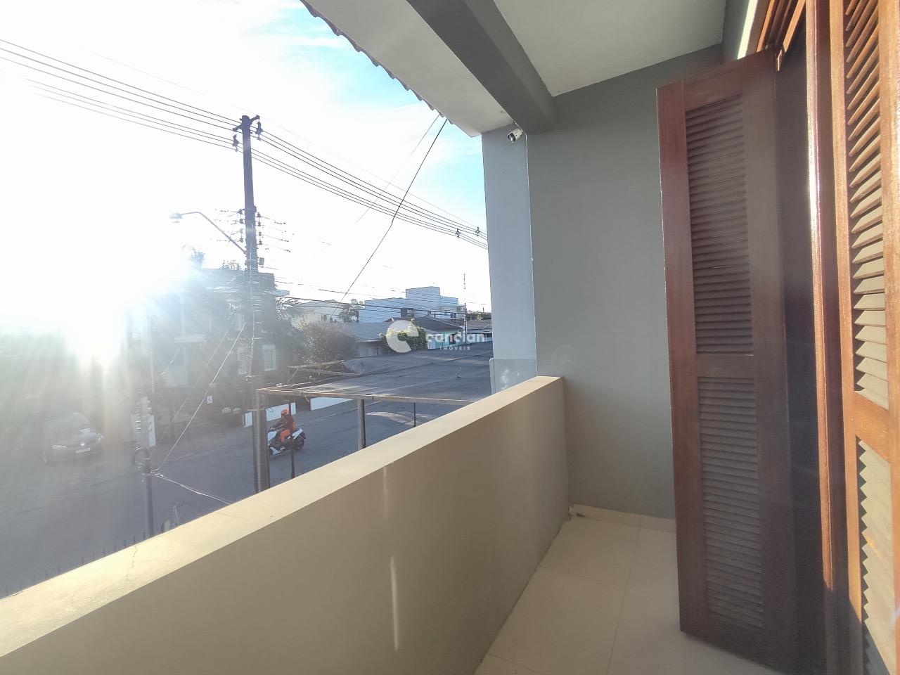 Casa à venda no Juscelino Kubitschek: 