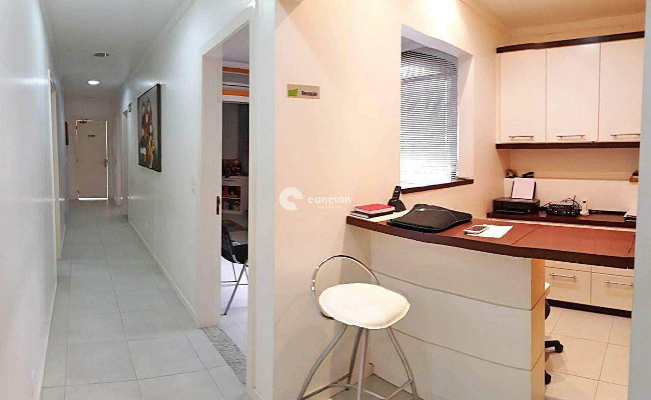 Casa Comercial à venda no Nossa Senhora Medianeira: 