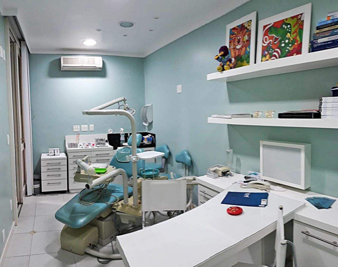 Casa Comercial à venda no Nossa Senhora Medianeira: 