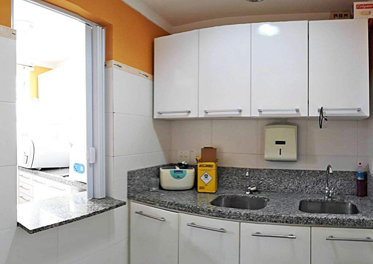 Casa Comercial à venda no Nossa Senhora Medianeira: 