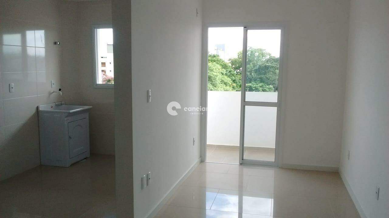 Apartamento à venda no Camobi: 