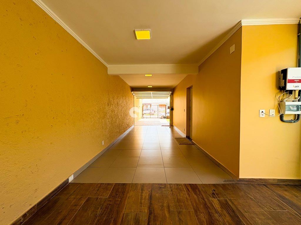 Casa à venda no Pinheiro Machado: 