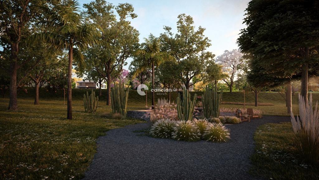 Terreno em condomínio à venda no Tomazetti: 