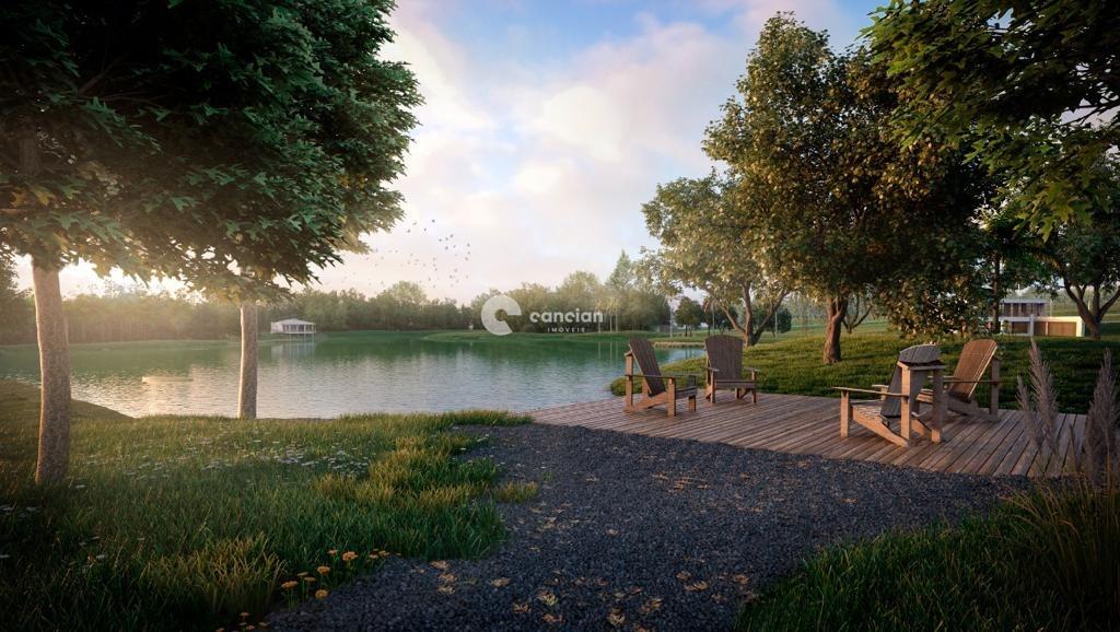 Terreno em condomínio à venda no Tomazetti: 