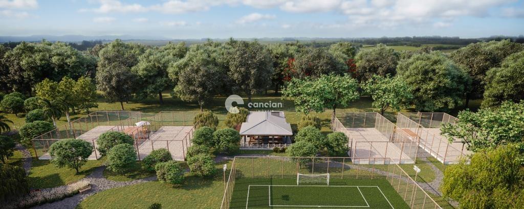 Terreno em condomínio à venda no Tomazetti: 