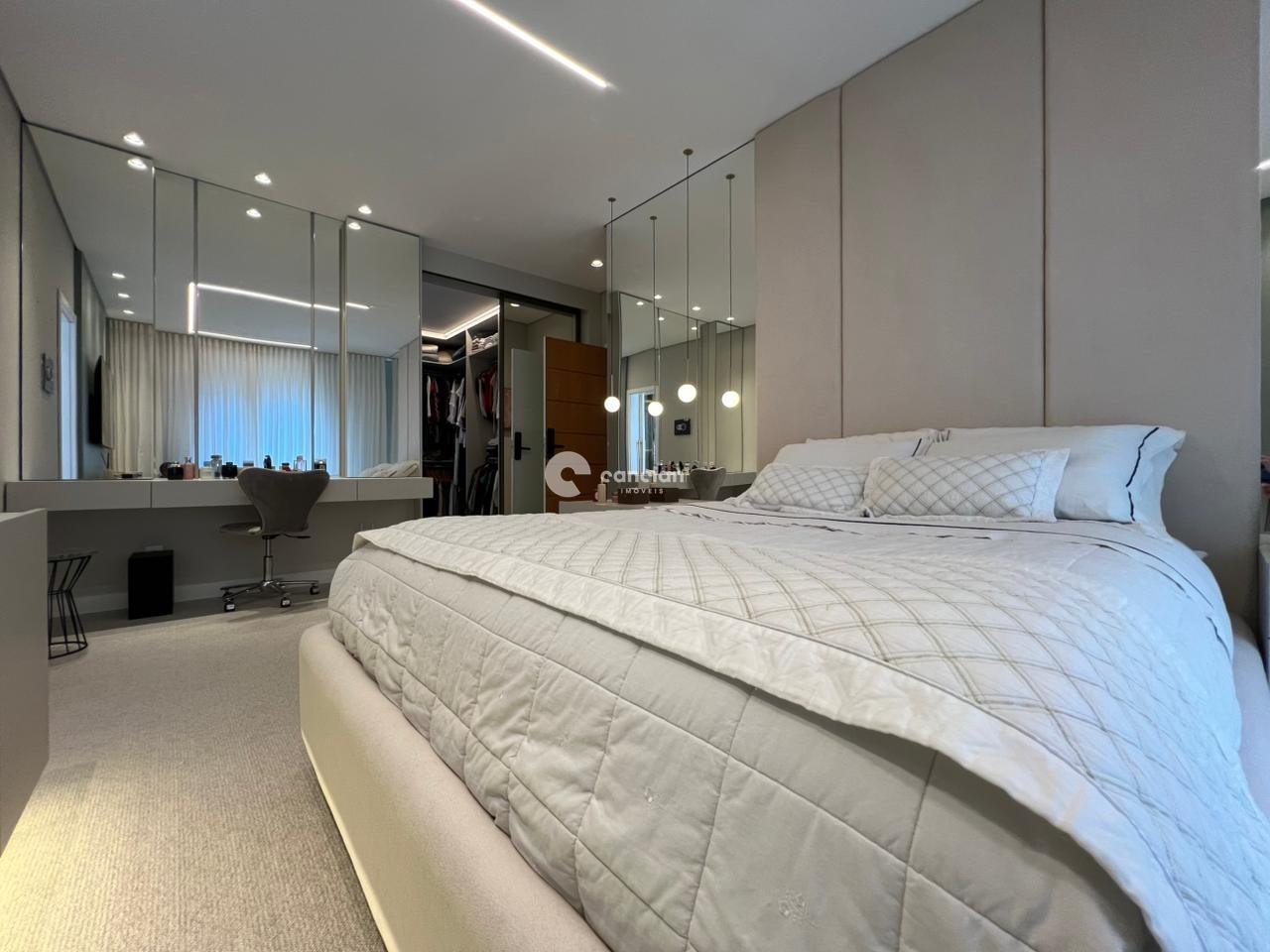 Casa de Condomínio à venda no Tomazetti: 