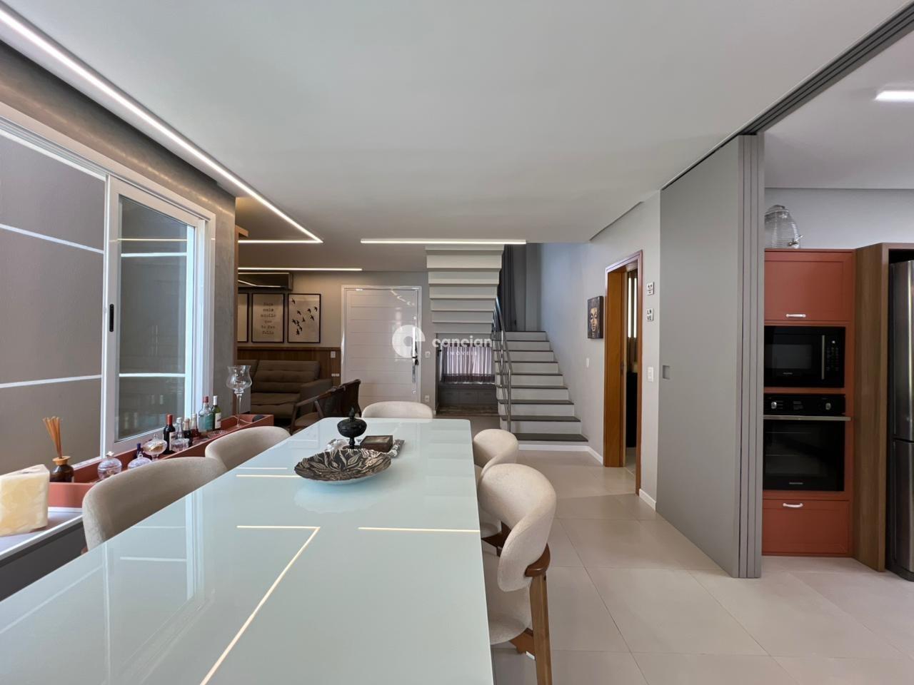 Casa de Condomínio à venda no Tomazetti: 