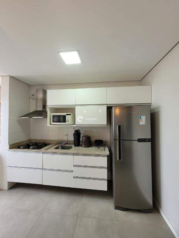 Apartamento para aluguel no Menino Jesus: 