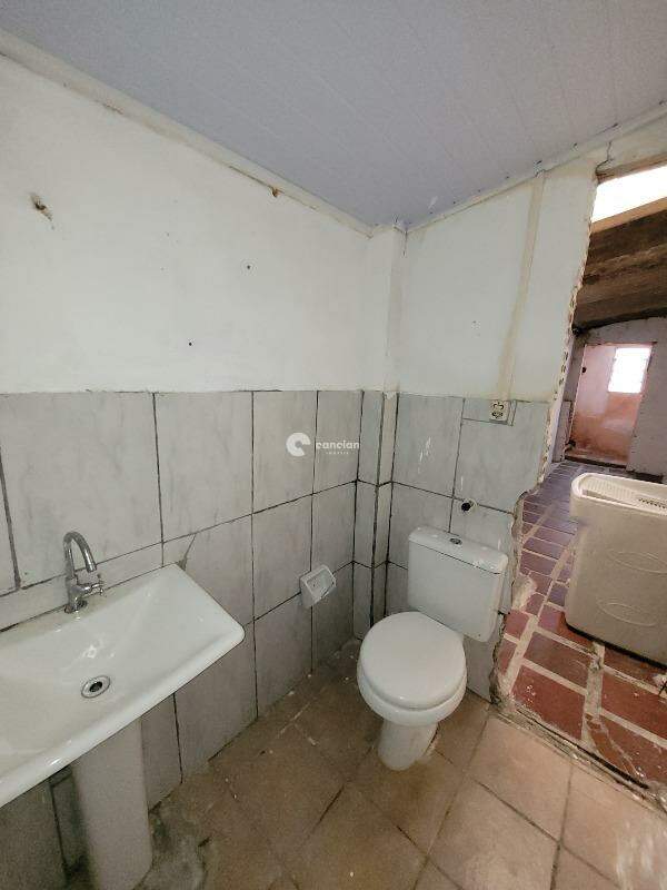 Casa para aluguel no Tancredo Neves: 