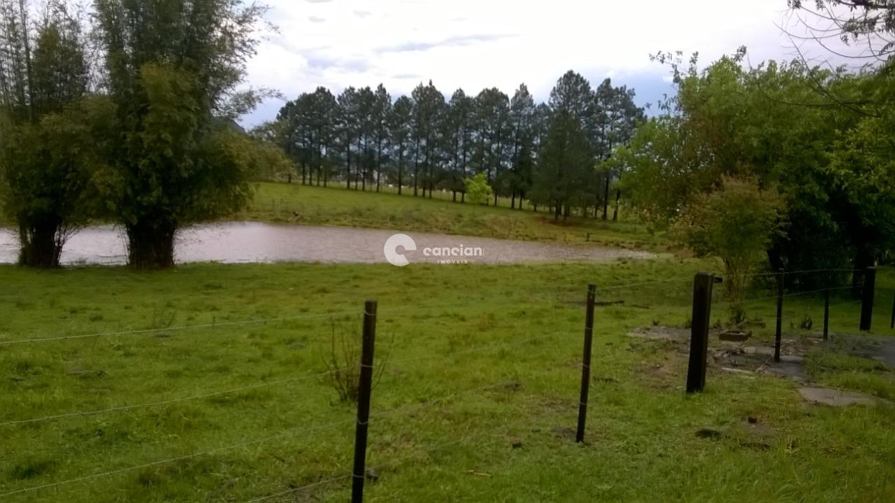 Terreno à venda no Pé de Plátano: 