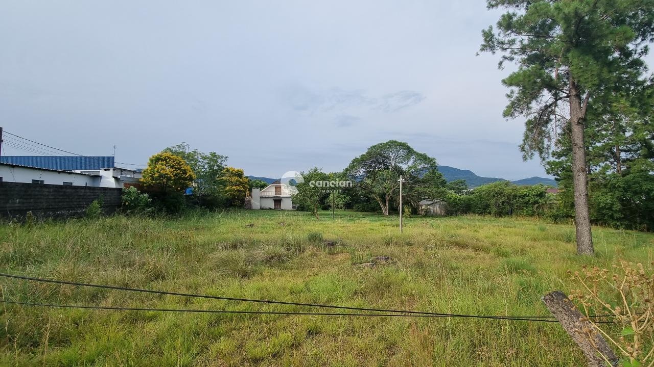 Terreno à venda no Pé de Plátano: 