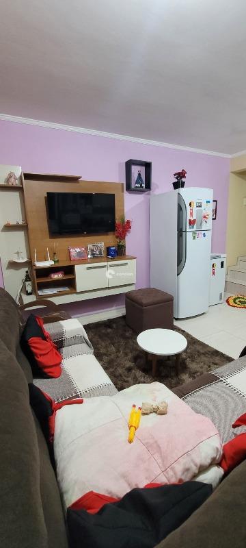 Casa de Condomínio à venda no Tancredo Neves: 