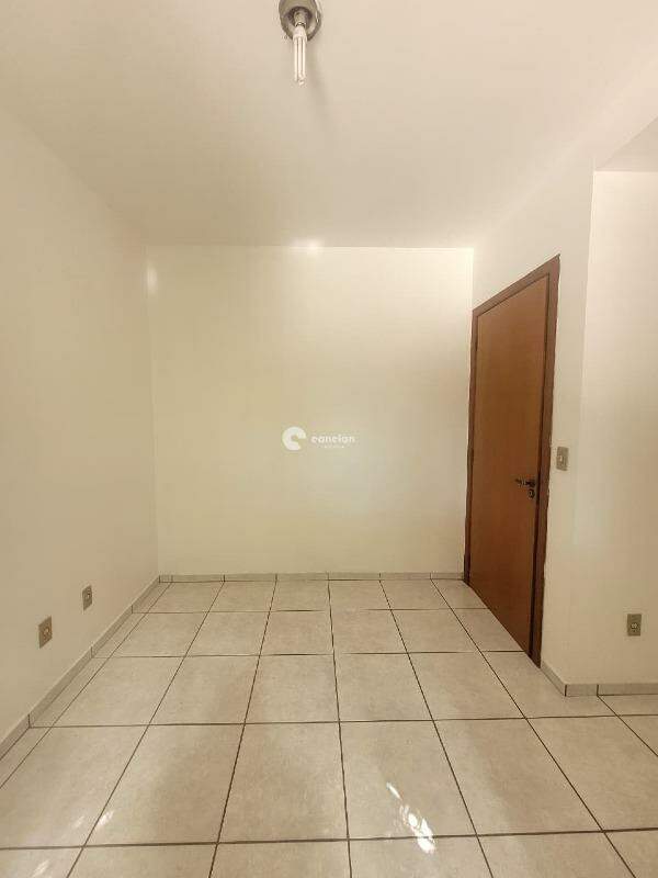 Apartamento para aluguel no Menino Jesus: 
