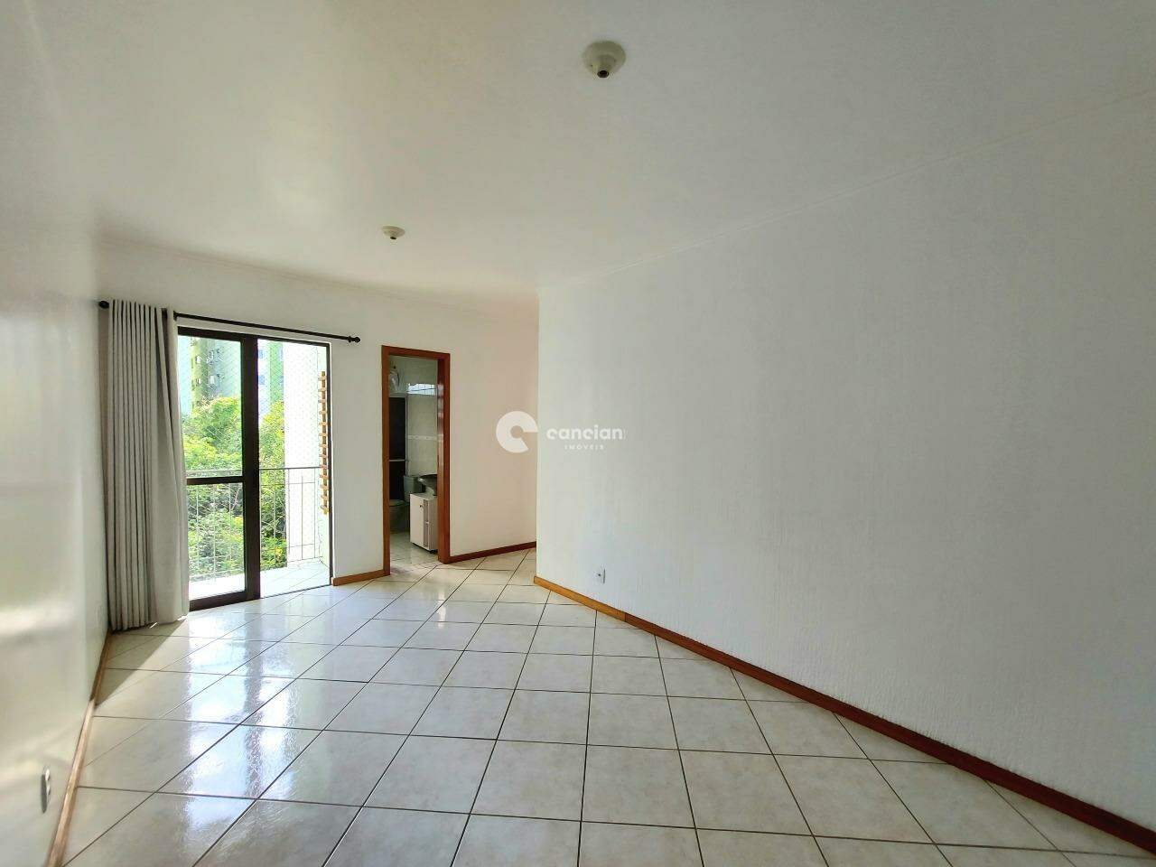 Apartamento para aluguel no Centro: 