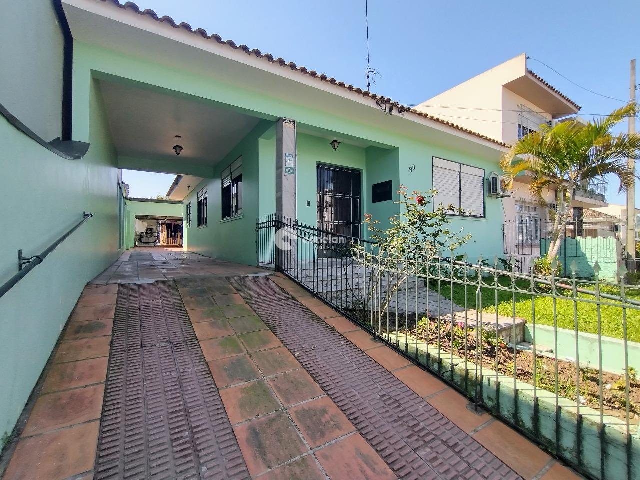 Casa à venda no Menino Jesus: Fachada