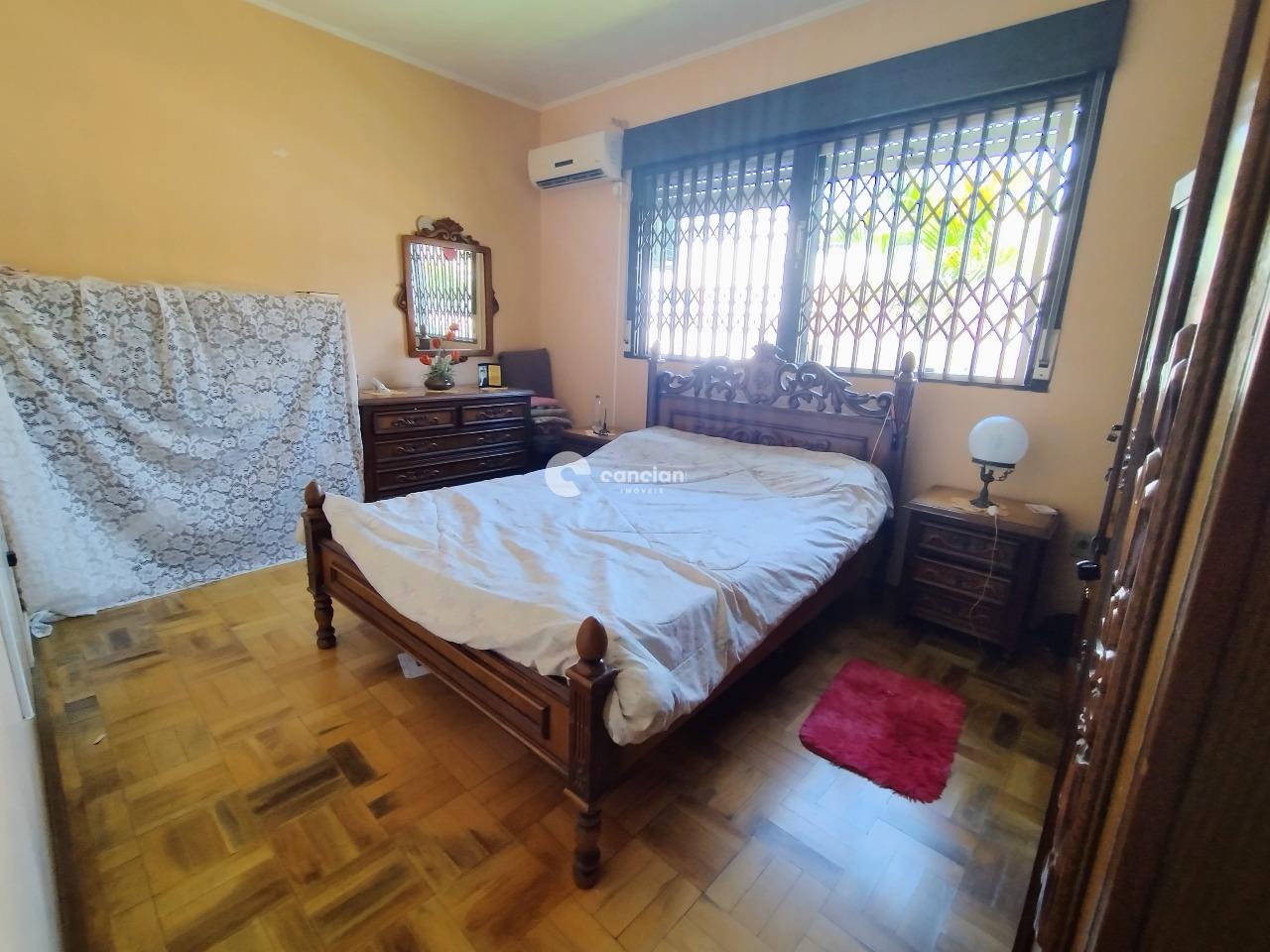 Casa à venda no Menino Jesus: Dormitório 01