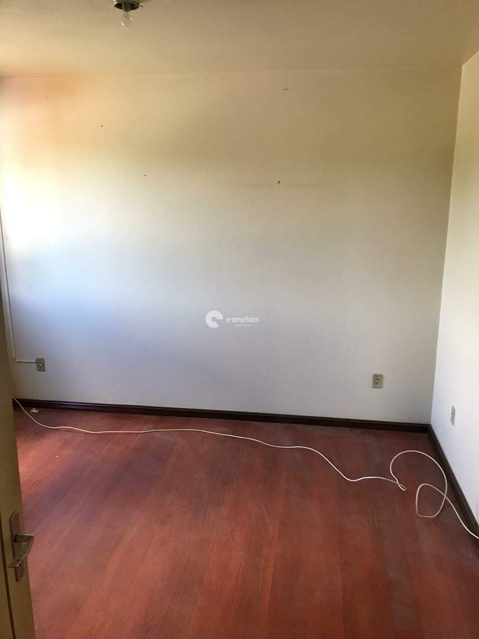 Apartamento à venda no Camobi: 