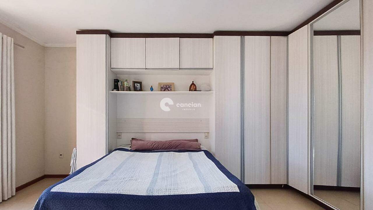 Casa à venda no Juscelino Kubitschek: