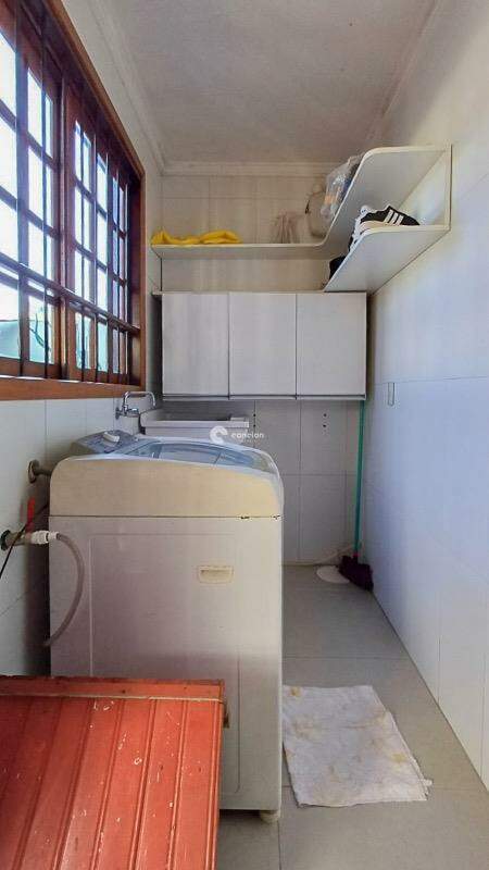 Casa à venda no Juscelino Kubitschek: