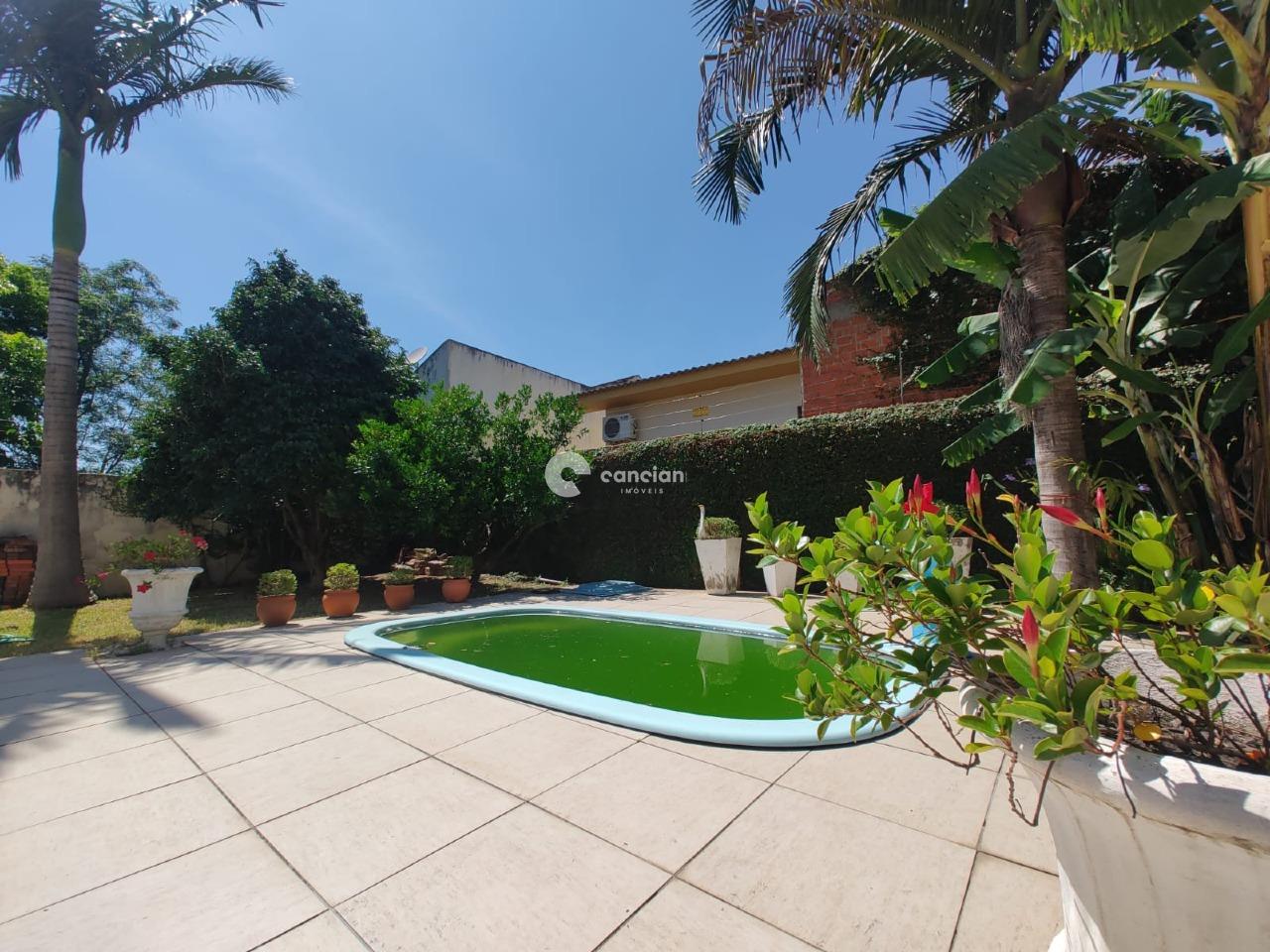 Casa à venda no Juscelino Kubitschek: 