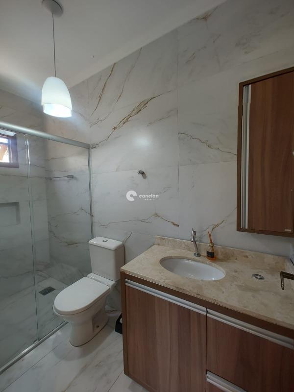 Casa à venda no Juscelino Kubitschek: 