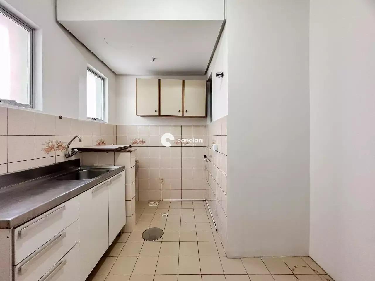 Apartamento para aluguel no Centro: 