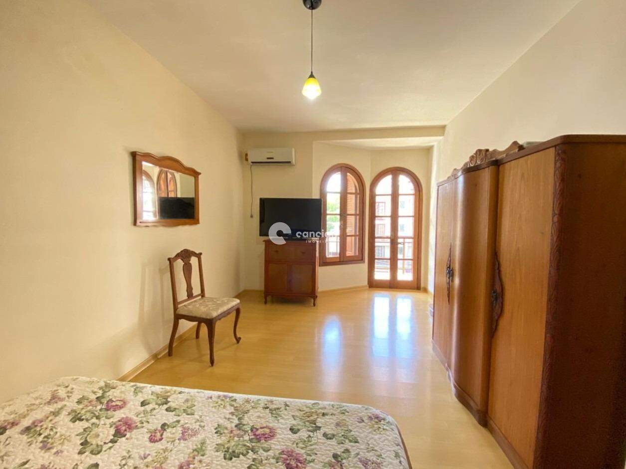 Duplex à venda no Centro: 