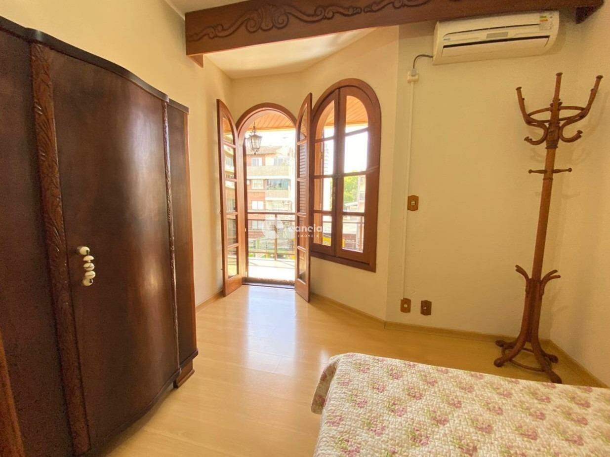 Duplex à venda no Centro: 