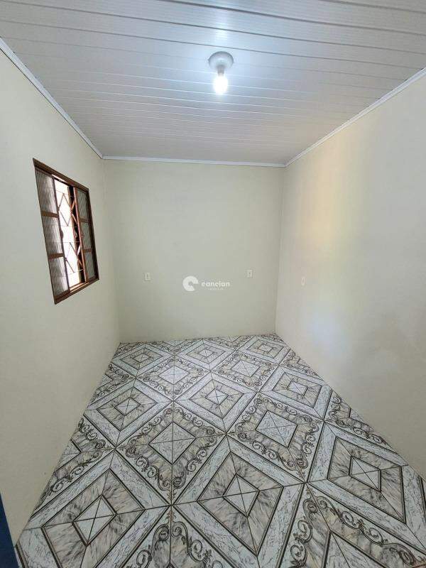 Casa para aluguel no São João: 