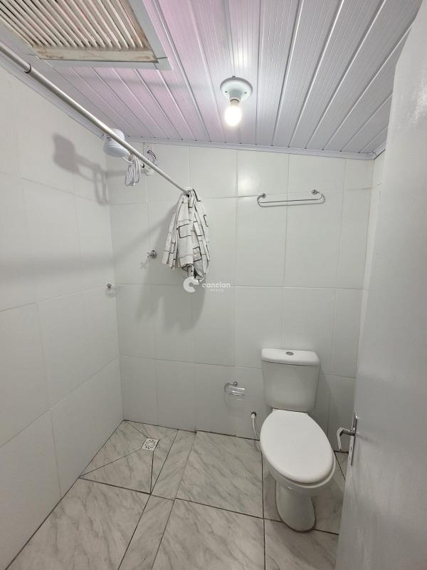 Kitnet para aluguel no Camobi: 