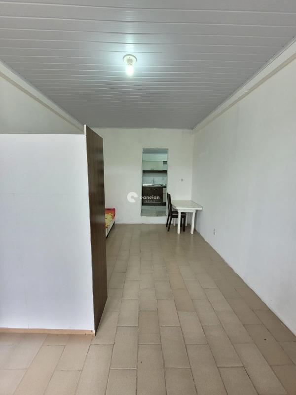 Kitnet para aluguel no Camobi: 