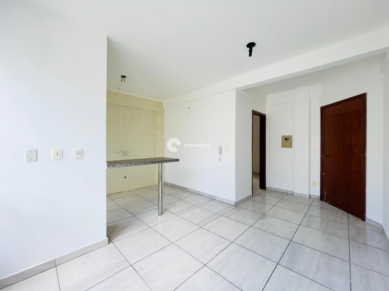 Apartamento para aluguel no Centro: 