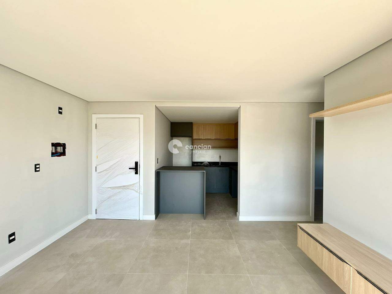 Apartamento à venda no Camobi: