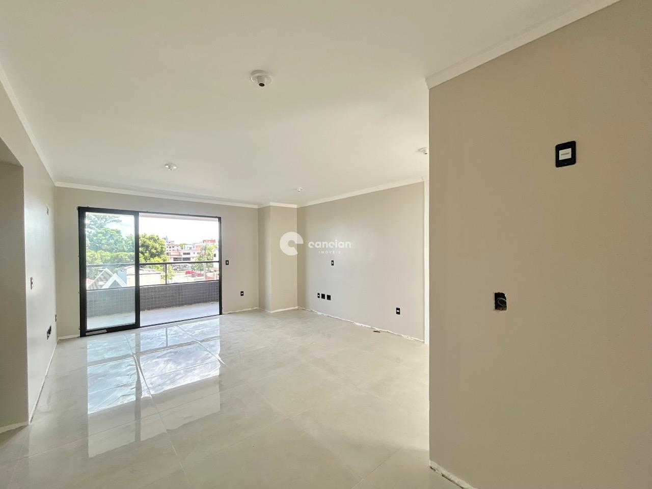 Apartamento à venda no Camobi: 