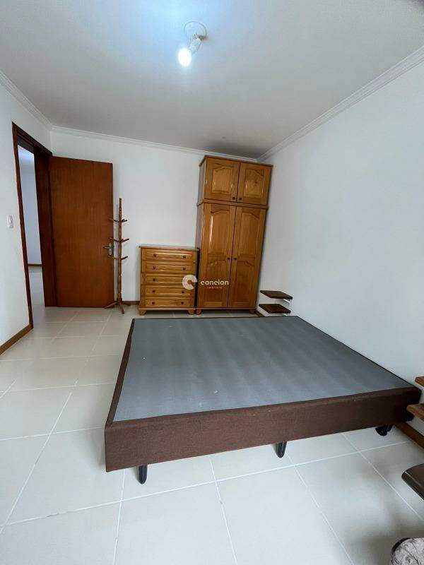Apartamento para aluguel no Camobi: 
