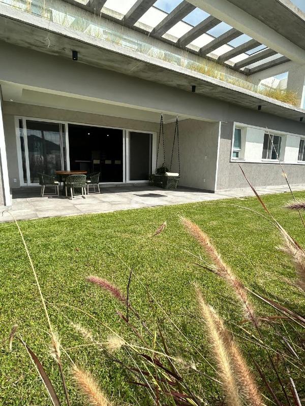 Casa de Condomínio à venda no São José: 