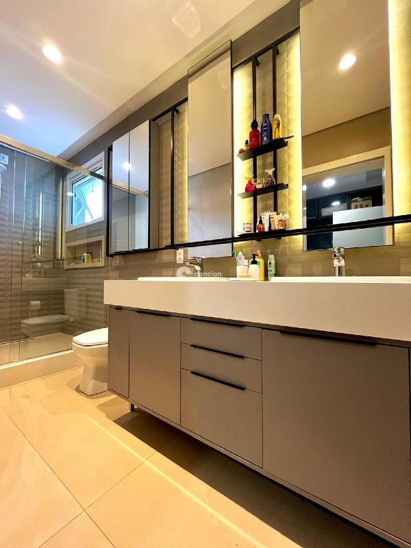 Casa de Condomínio à venda no São José: 