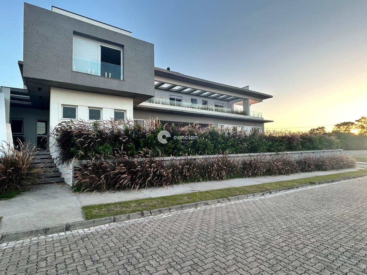 Casa de Condomínio à venda no São José: 