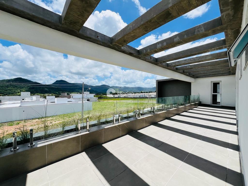 Casa de Condomínio à venda no São José: 